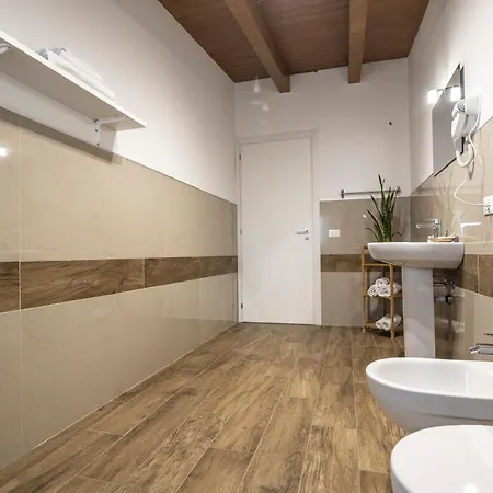 Quattro Canti 게스트하우스 카리니